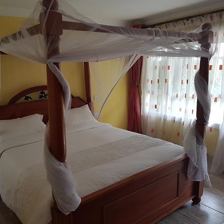 Hippo Safaris Resort Найваша Екстер'єр фото