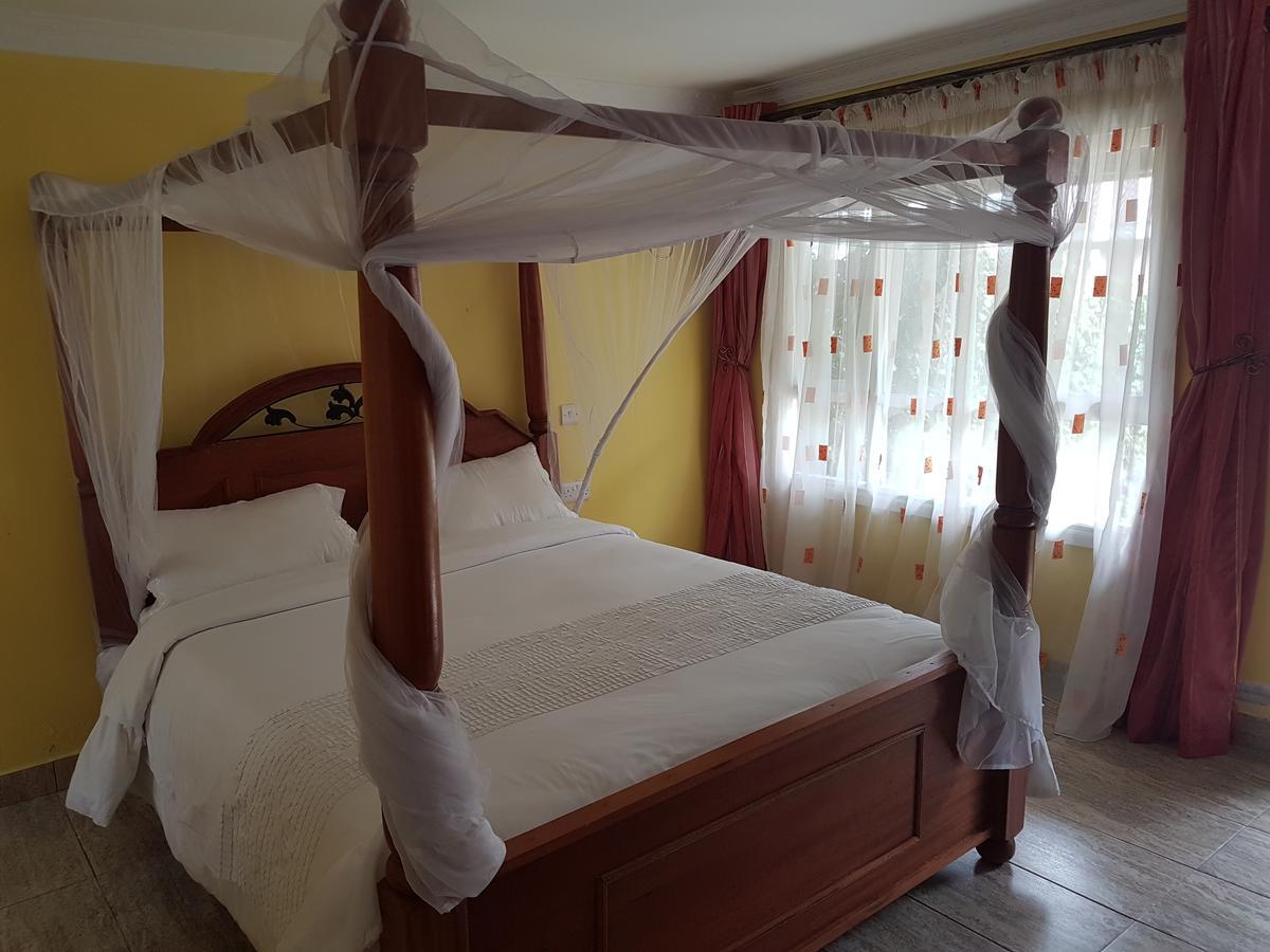 Hippo Safaris Resort Найваша Екстер'єр фото